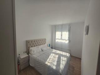 Location Rez-de-chaussée  Rambla de les davallades 1. Planta baja de 2hab 2 bañs terraza y pàrquing