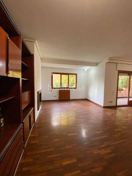 Foto 3c147b26-0d78-46f8-8b2e-143b2ec68b90. Appartement avec cheminée chauffage parking piscine dans Rozas de Madrid (Las)