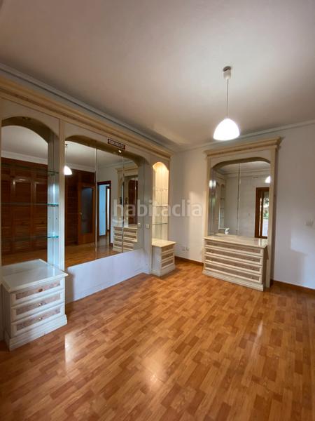 Foto dae9b920-f5f1-460c-8b80-3bcf9cc8c163. Appartement avec cheminée chauffage parking piscine dans Rozas de Madrid (Las)