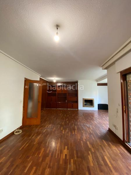 Foto f7bc40c9-7383-40cb-9b7a-9d0d9aa98c35. Appartement avec cheminée chauffage parking piscine dans Rozas de Madrid (Las)