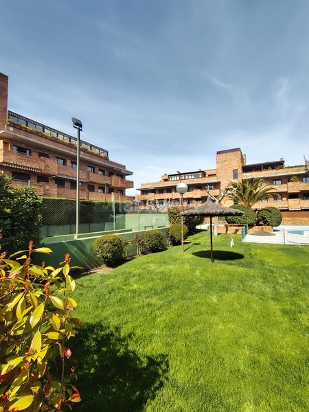 Foto 5525b925-b85d-44a7-b33a-e8a18d81123d. Pis amb calefacció piscina a Brunete