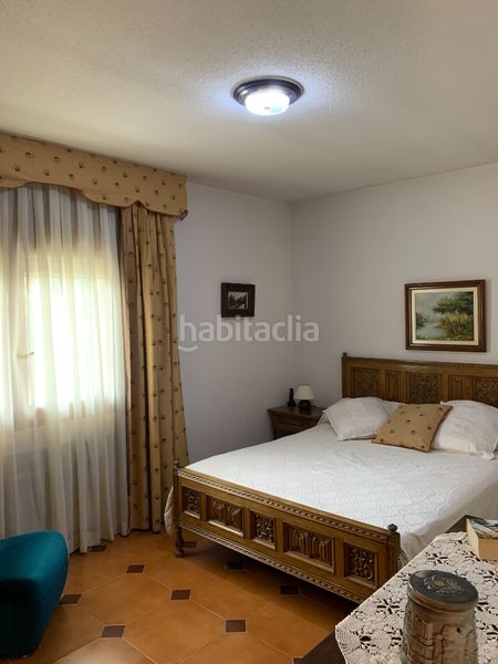 Foto 5fae3249-bb51-4023-917b-ea86f00acfb6. Xalet amb xemeneia calefacció aparcament piscina a Valdemorillo