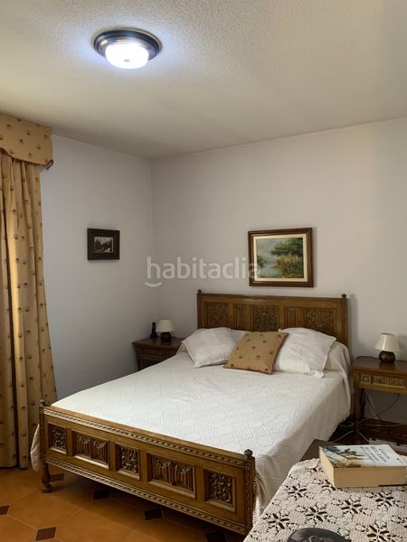 Foto bf6dd27e-1a44-474d-8bcc-b8fa7af142a0. Xalet amb xemeneia calefacció aparcament piscina a Valdemorillo