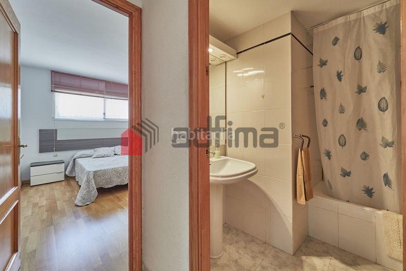 Foto bd09b64e-249a-401e-9159-771ed2adbc5d. Casa adossada a carrer comunidó 11 a Altafulla