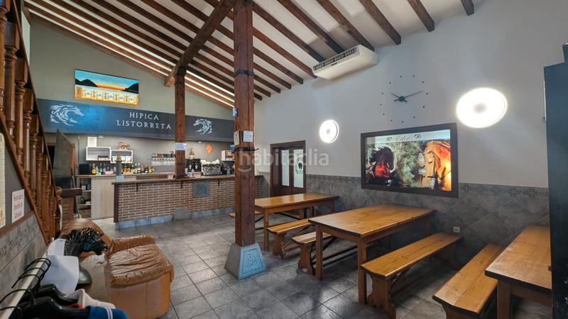 Foto 30b411d1-c22a-4893-bb5c-7776c453a760. Edifici a aldura gunea aldea 55 a Zamalbide Errenteria