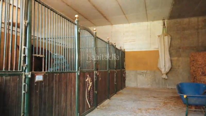 Foto 42fb3c36-b60d-4bf1-b19f-c186d6df2527. Edifici a aldura gunea aldea 55 a Zamalbide Errenteria