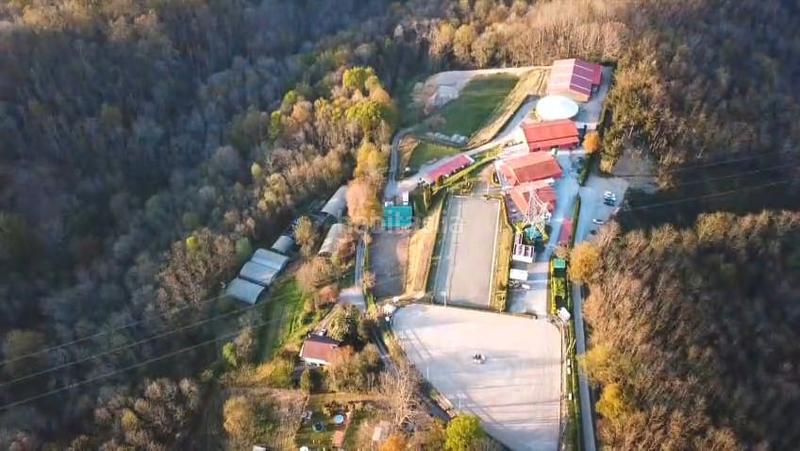 Foto b307a650-2d03-410f-96e9-b95b424a5115. Edifici a aldura gunea aldea 55 a Zamalbide Errenteria