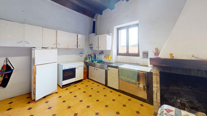 Foto a850033a-0cdd-493f-97a6-dec849a5b2f3. Dúplex en bedaio auzoa auzoa 18e piso dúplex en caserio con amplios terrenos ideal para ganado en Tolosa