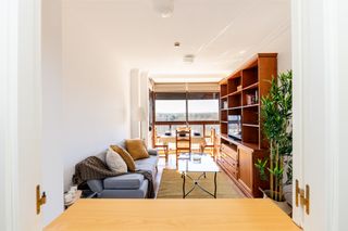 Pis  Calle de deyanira. Piso de un dormitorio en venta en urbanización privada