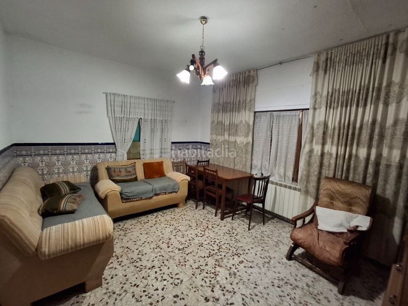 Foto 060c754b-f105-4034-abc3-83b3a1085170. Casa amb calefacció a Puebla de Almoradiel (La)