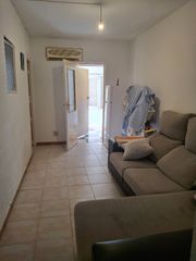 Casa in Puebla de Almoradiel (La). Inmobiliaria el galeon vende casita en la puebla de almoradiel