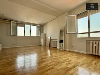Alquiler Piso  Francisco silvela 54. Piso en alquiler en salamanca  la guindalera, 2 dormitorios.
