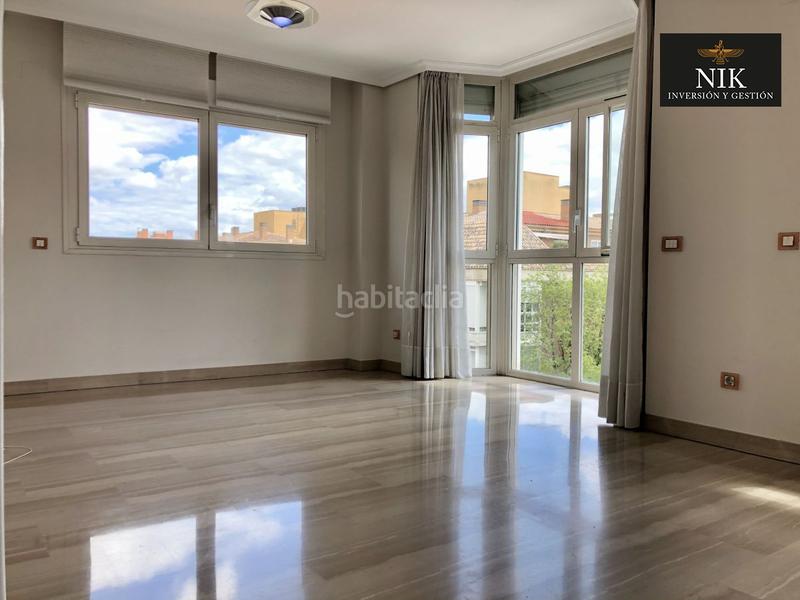 Foto 2d77ab84-fcdc-4bca-a420-950d98564abb. Alquiler piso en bahia de alcudia 9 piso en alquiler en barajas coronales, 2 dormitorios. en Madrid