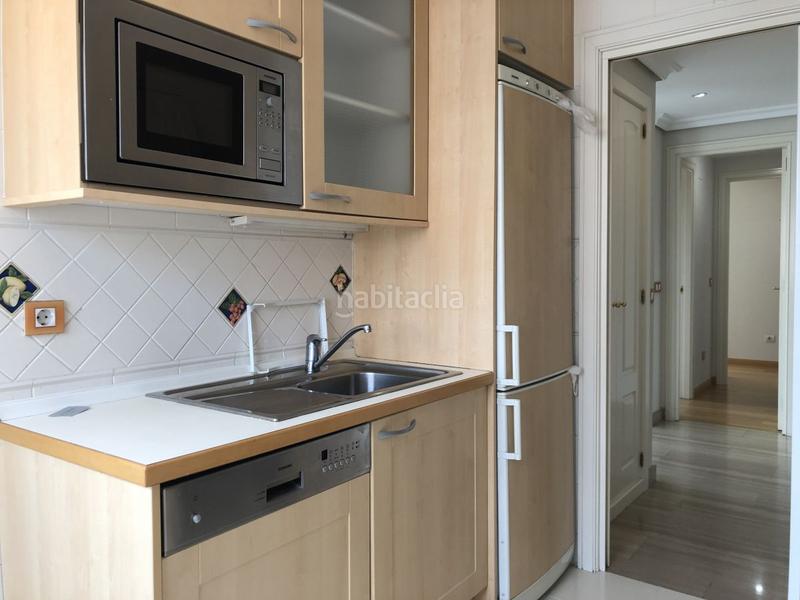 Foto 76bfeffe-ddf4-433d-84d3-79113ebd458f. Alquiler piso en bahia de alcudia 9 piso en alquiler en barajas coronales, 2 dormitorios. en Madrid