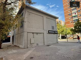 Affitto Locale commerciale in Monforte de lemos 157. Local com. en alquiler en fuencarralel pardo.