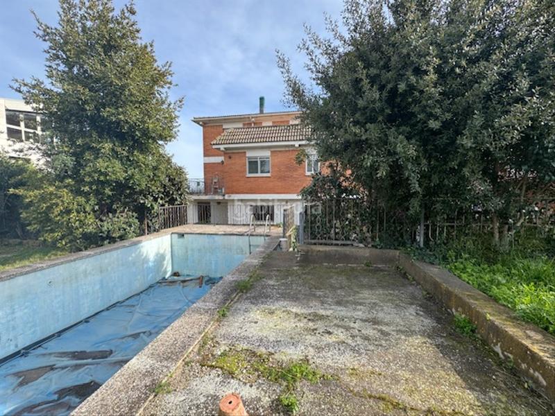 Foto a2f0de66-0502-44bb-8611-fb63582a1e2b. Xalet a carrer mas sabet 14 a Sentmenat