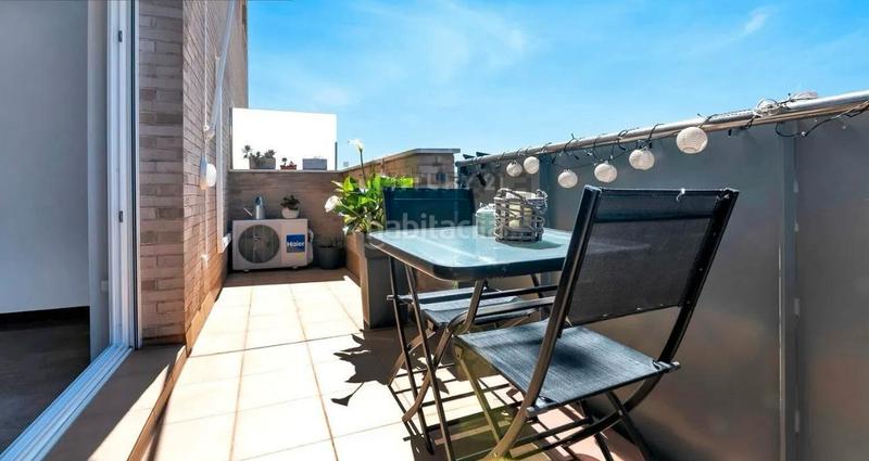 Foto 9e76b782-06f3-45df-af69-e4d8e4d461a4. Duplex with heating parking in Cementiri Vell Terrassa