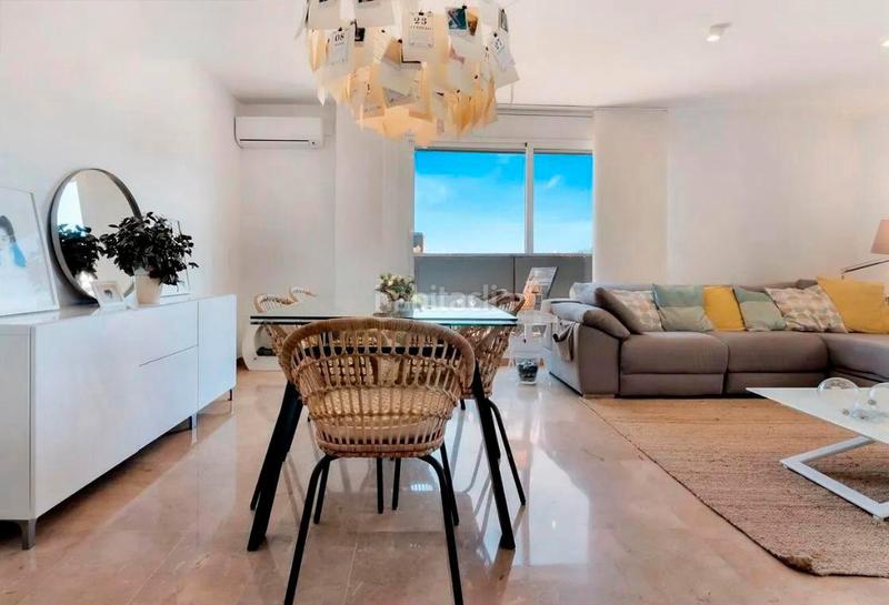 Foto a9c548d8-63bf-406e-b128-d3e264b9431d. Duplex with heating parking in Cementiri Vell Terrassa