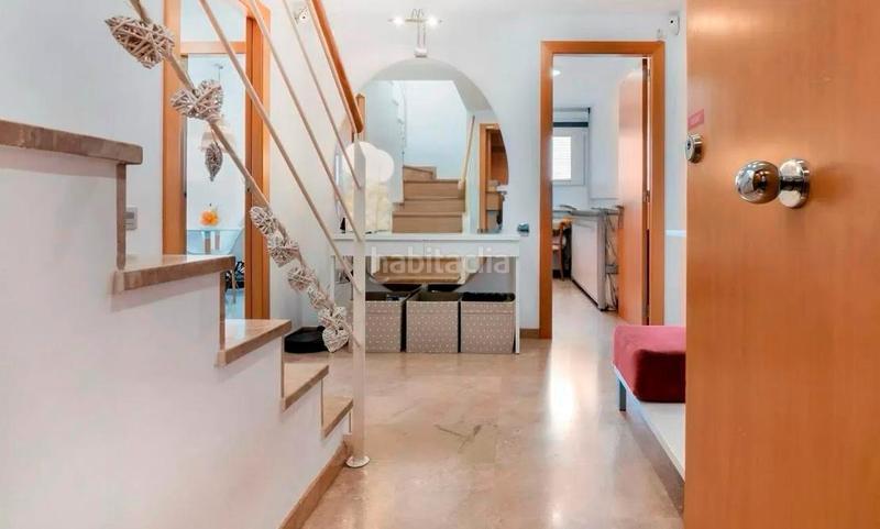 Foto e2556f89-557c-422f-8cc6-0330ddf732c4. Duplex with heating parking in Cementiri Vell Terrassa