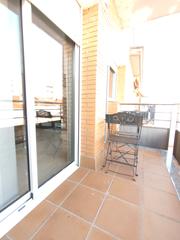 Dplex  Carrer de guipscoa. Dplex luminoso con terraza en la calle guipscoa, terrassa