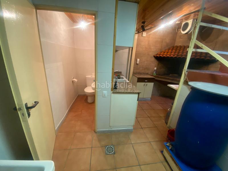 Foto 450fc83b-44e3-4627-a8c8-efecb9f3a908. Casa a schiera con camino riscaldamento in Can Boada Terrassa