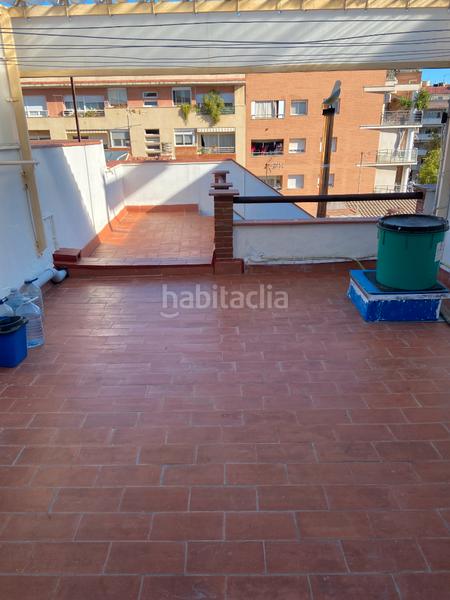 Foto bc8d27de-6406-47f8-8ef3-543e2d333b20. Casa a schiera con camino riscaldamento in Can Boada Terrassa