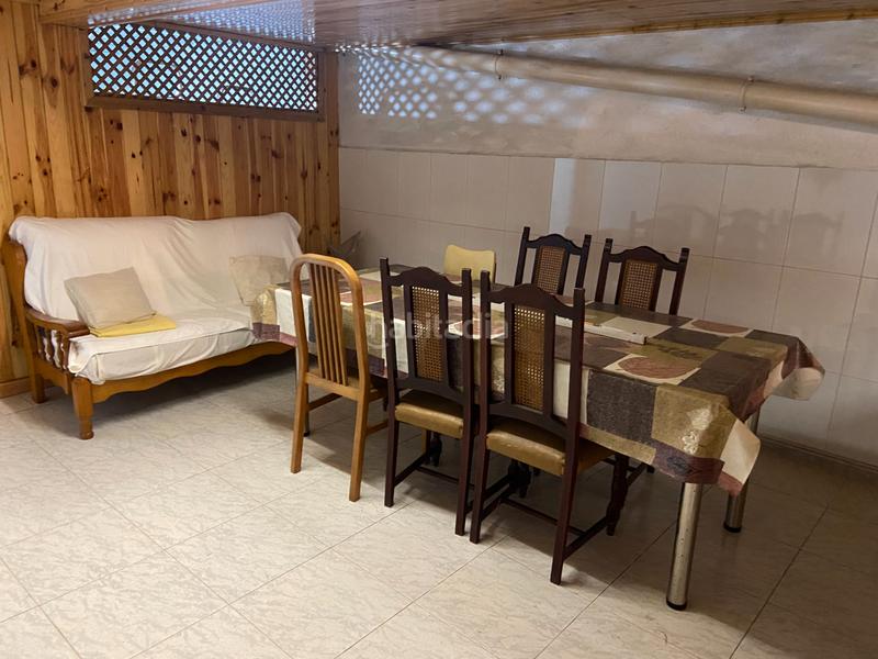 Foto f8b2dc76-5768-43ea-b4fe-5474bdae88ed. Casa a schiera con camino riscaldamento in Can Boada Terrassa