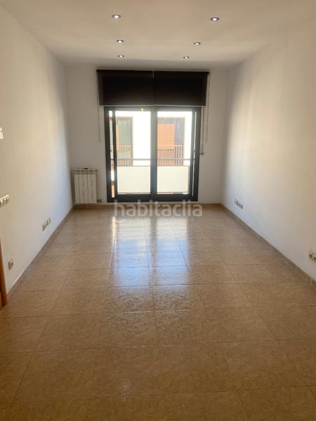 Foto 01f035d5-c285-423e-9926-b11a5fdf093f. Piso llum, comoditat i bona distribució al centre en Sabadell