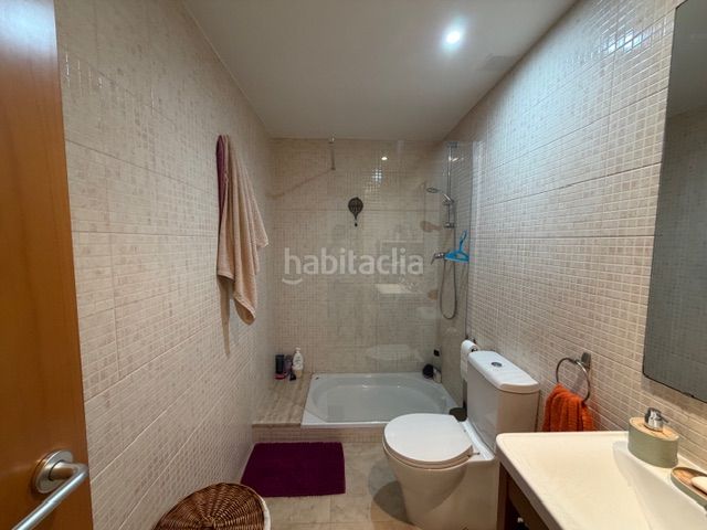 Foto 566bcad4-bada-40e9-9fe4-cfda2a14da34. Planta baixa amb calefacció a Torrent d'en Pere Parres Terrassa