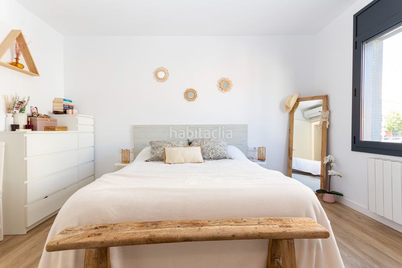 Foto dbae68f6-286e-4ede-b3cd-01b70e33c89f. Casa adossada amb calefacció aparcament a Sant Pere Nord Terrassa