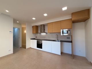 Planta baixa a Carrer de l'autonomia 116. Exclusivo bajo con entrada independiente en el coraz�n de sant p