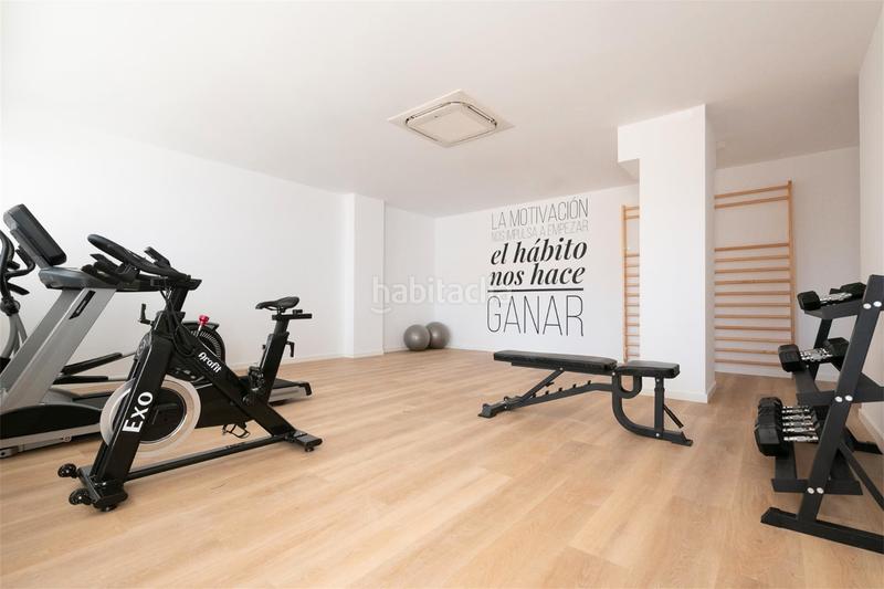 Foto f25de502-3c26-4044-b63e-10f8a24e55b3. Locale commerciale 59m<sup>2</sup> in calle amperio 1 in Sta. Aurelia - Cantábrico - Atlàntico - La Romería Sevilla