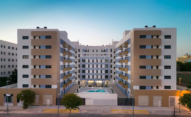 Foto fdd68953-cf2a-4e53-abbf-920363b36de6. Locale commerciale 59m<sup>2</sup> in calle amperio 1 in Sta. Aurelia - Cantábrico - Atlàntico - La Romería Sevilla