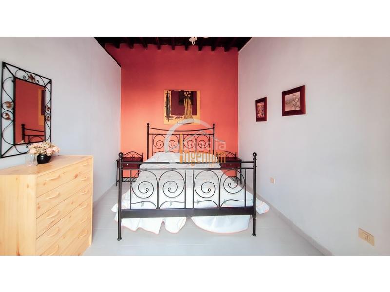 Foto 0b3bbb2d-a9cd-4e78-b2a6-259ae1b7f75f. Casa amb aparcament a Garachico