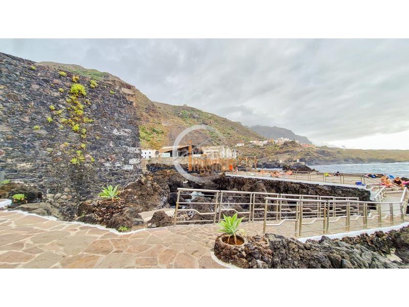 Foto 2b7a7eea-fc34-4158-8e96-07d841304fdc. Casa amb aparcament a Garachico