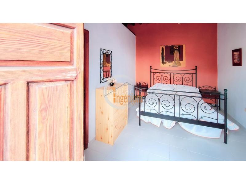 Foto 44421389-5bbc-4a66-bb4e-35885887ace1. Casa amb aparcament a Garachico