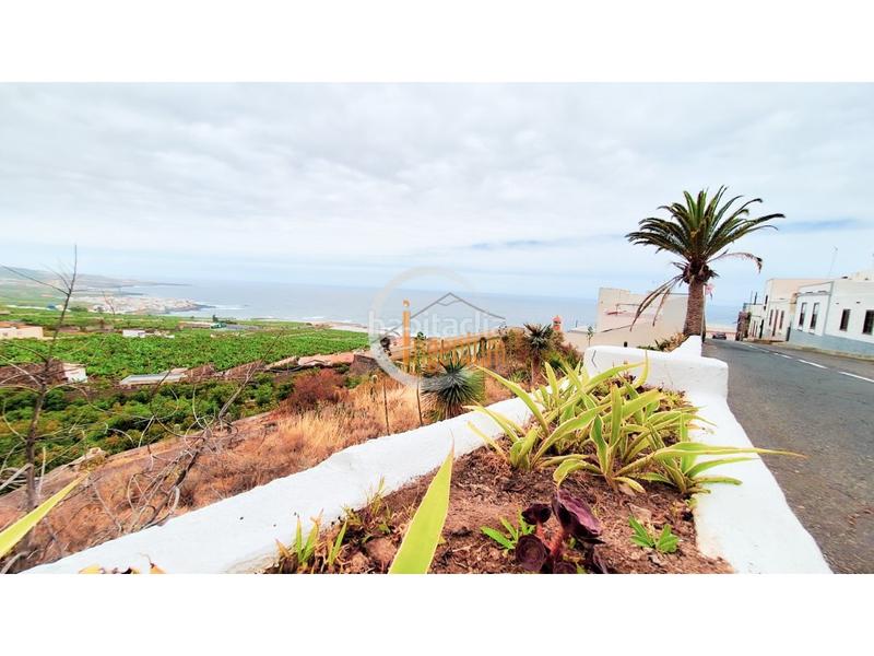 Foto ec17ecc6-3343-4d45-8844-f4c7f53435a7. Casa amb aparcament a Garachico