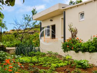 Terreno residencial  N/a. Finca con cuarto de aperos