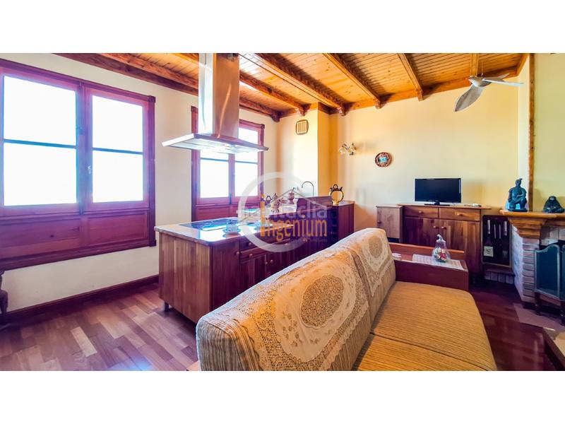 Foto 03a48fb2-2378-4cd1-aa2e-1d01245ba577. Semi detached house with parking in La Perdoma - San Antonio - Benijos Orotava (La)