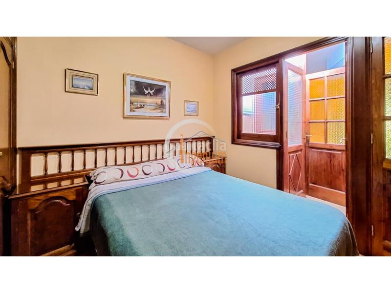 Foto db759db8-e7ac-4426-be63-3067f6e56d32. Semi detached house with parking in La Perdoma - San Antonio - Benijos Orotava (La)