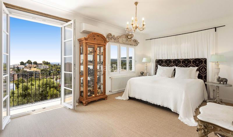 Foto 33934008-af3f-48ee-aae5-ed3418405d63. Chalet with fireplace heating parking pool in La Bonanova Palma de Mallorca