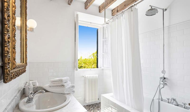 Foto 751cfd80-ba46-48c2-90d1-9b95b98a9cce. Chalet with fireplace heating parking pool in La Bonanova Palma de Mallorca