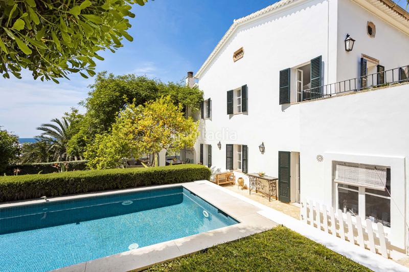 Foto ed6b6e1a-2a09-4efc-95c8-4e2612cfe1c2. Chalet with fireplace heating parking pool in La Bonanova Palma de Mallorca