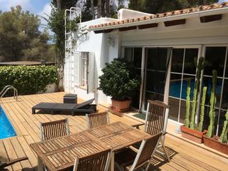 House in Sol de Mallorca. Encantador chalet con piscina en sol de mallorca