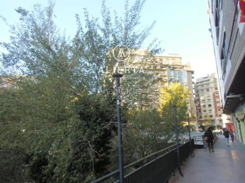 Foto bbfd1afc-8fcb-4db8-958f-fef13e1529d2. Parking coche garaje paseo gran vía ii en Paseo Sagasta Zaragoza