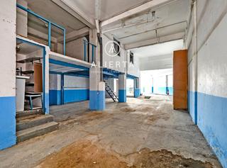 Nave industrial  De cesáreo alierta. En zaragoza
