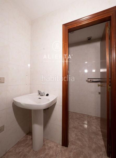 Foto a2d22bcb-0735-4ea7-a0d2-6b331fb8afbf. Capannone industriale in La Granja Zaragoza