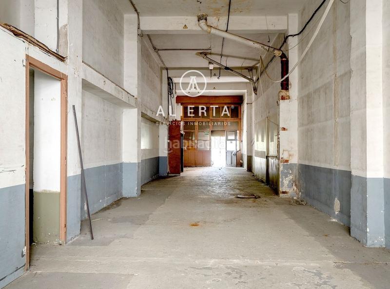 Foto bcad0a27-304d-4b11-b7ae-e67d4fad71e1. Capannone industriale in La Granja Zaragoza
