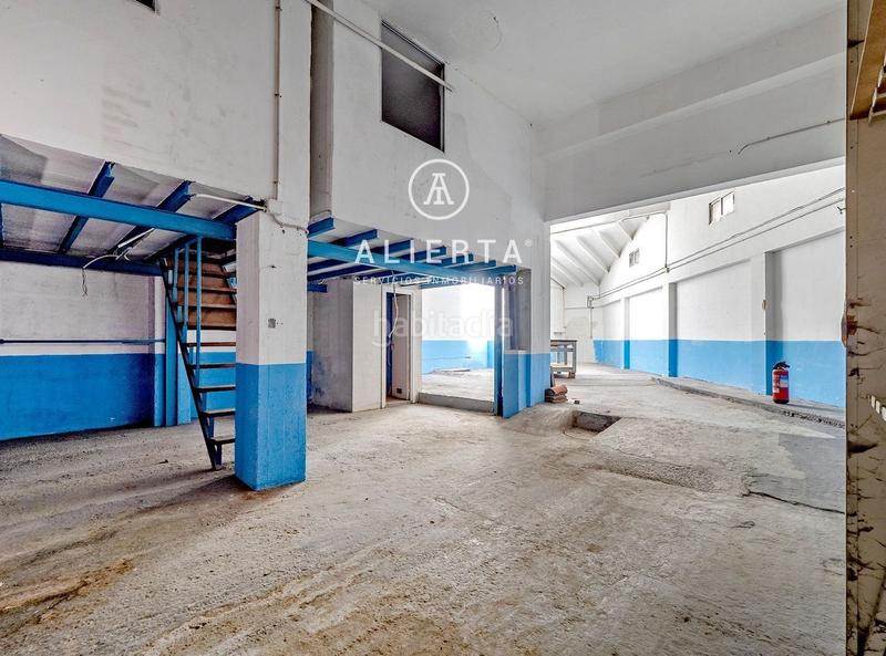 Foto f4332b04-312d-4eef-99d7-3a0b2d5482f1. Capannone industriale in La Granja Zaragoza