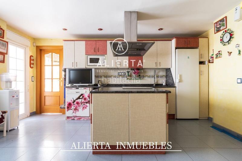 Foto eea54719-cc6b-4f18-ad44-0f2a7d4dcea4. Chalet mit heizung parking pool in Venta del Olivar Zaragoza